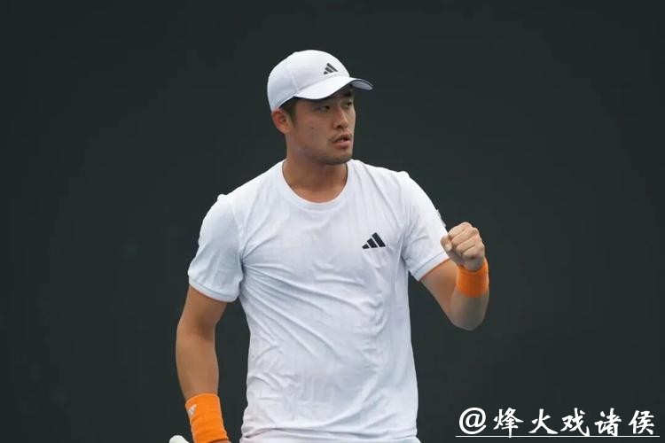 吴易昺强势突围,中国男单四人齐聚2026澳网正赛创历史成绩能否有新突破? 吴易昺强势突围,中国男单四人齐聚2026澳网正赛创历史成绩能否有新突破?