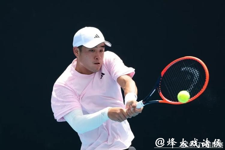 吴易昺强势突围,中国男单四人齐聚2026澳网正赛创历史成绩能否有新突破? 吴易昺强势突围,中国男单四人齐聚2026澳网正赛创历史成绩能否有新突破?